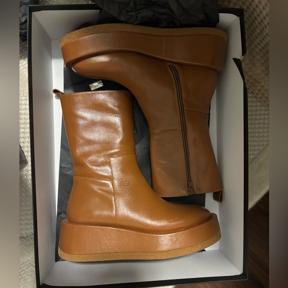 Paloma Barcelo leather boots size 38